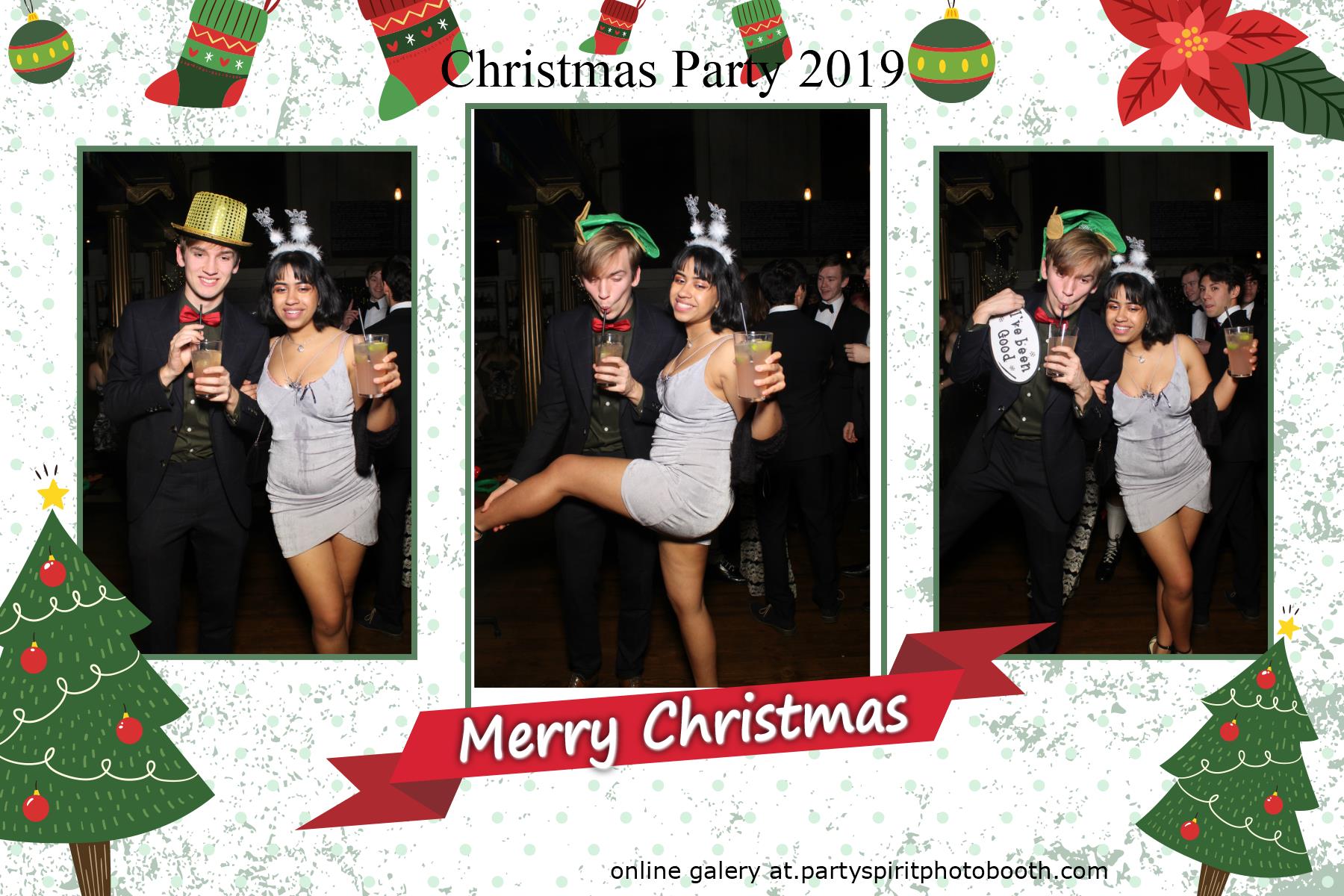 Christmas Party | View more photos from the event at gallery.partyspiritphotobooth.com/u/PartySpiritPhotoBooth/Christmas-Party-0